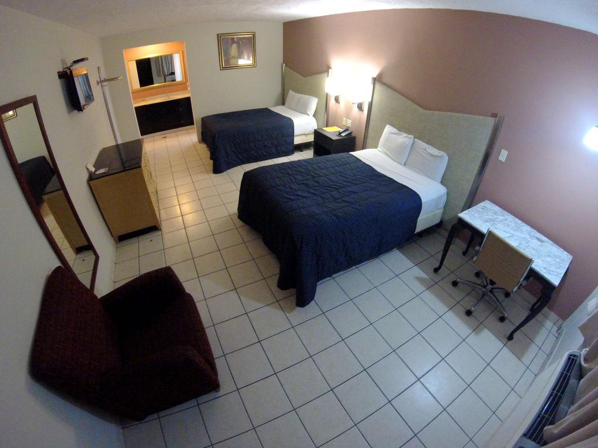 Las Torres Hotel Mexicali Esterno foto