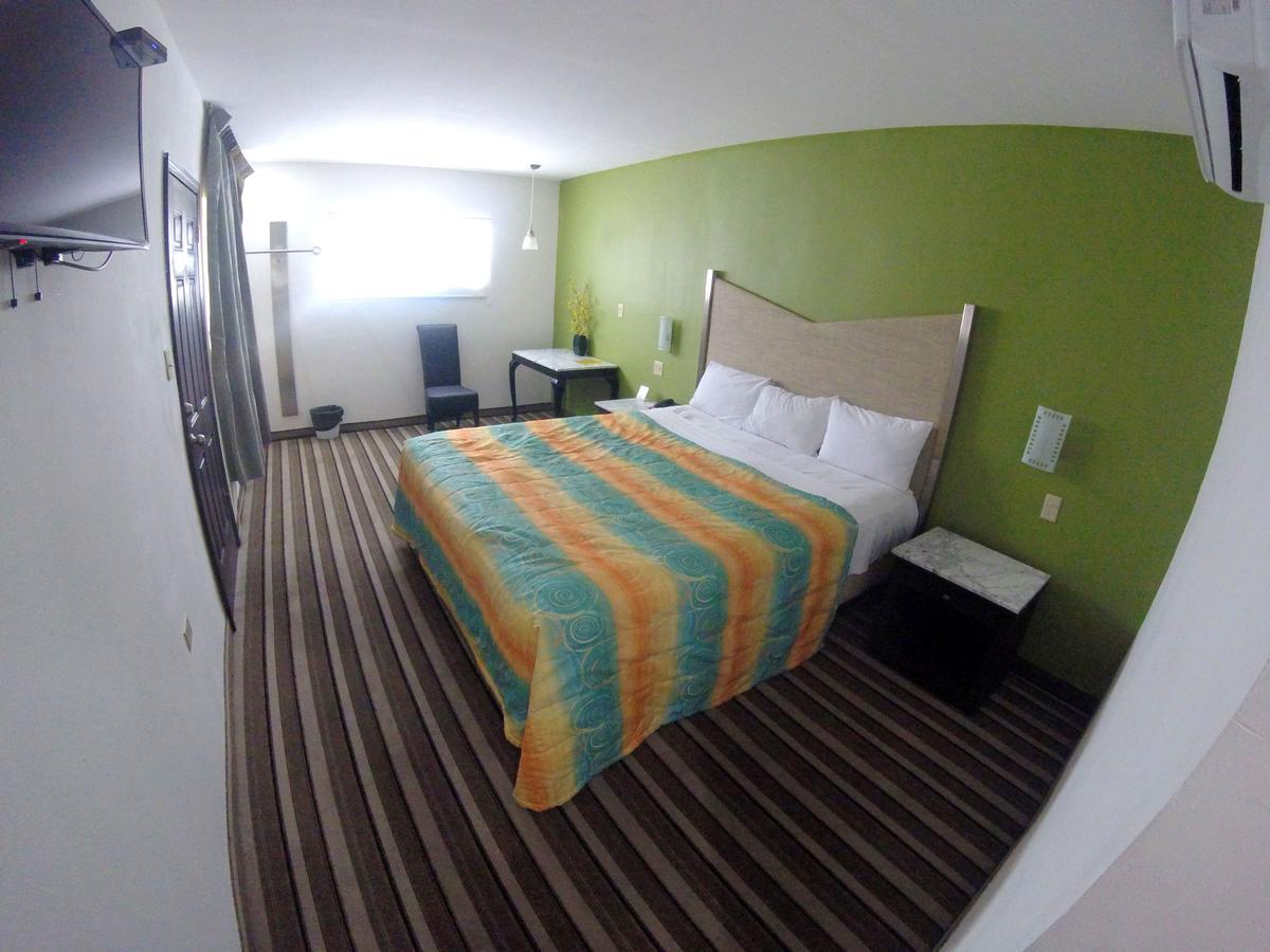 Las Torres Hotel Mexicali Esterno foto