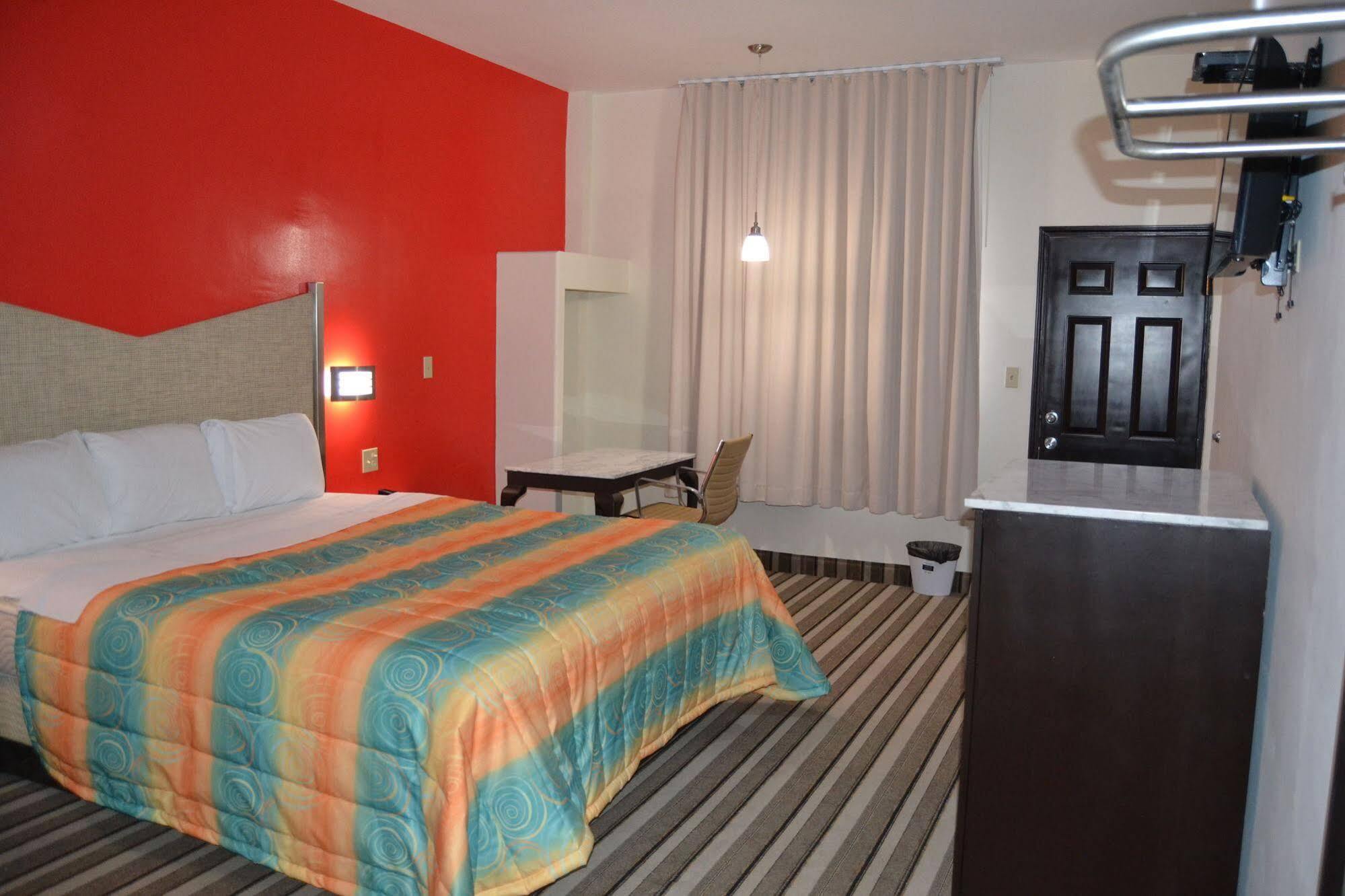 Las Torres Hotel Mexicali Esterno foto